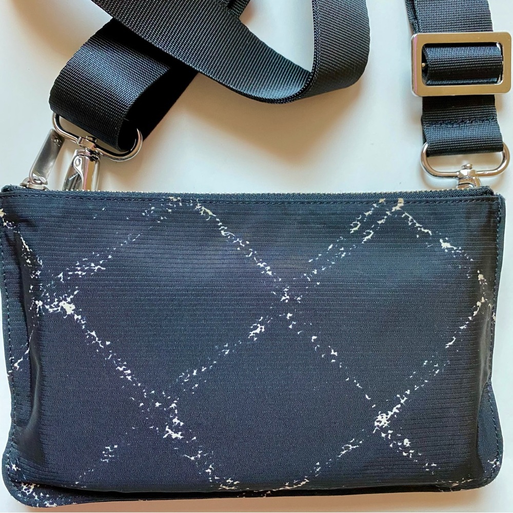 CHANEL NYLON BELT/CROSSBODY BAG❤️